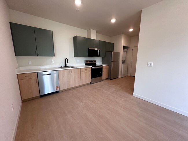Building Photo - 209 - Waller Apartments