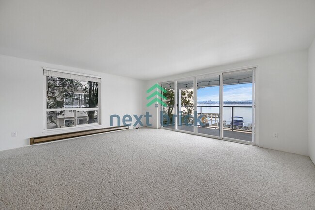 Building Photo - For Rent – 1 Bedroom | 1 Bathroom Lakeview Condo in Leschi Shores