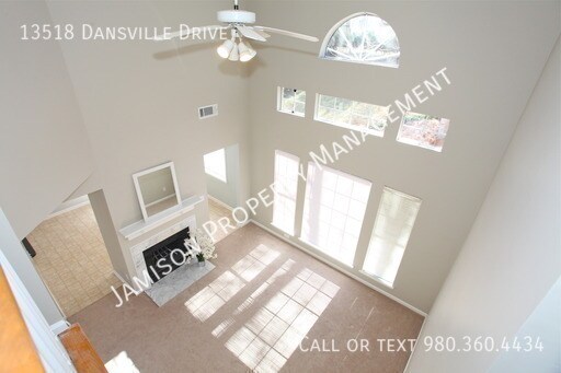 Building Photo - 13518 Dansville Dr