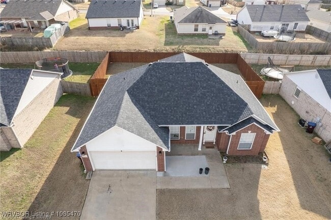 Building Photo - 400 Bordeaux Cir