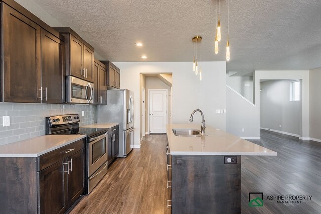 Building Photo - Heart of Meridian 4 Bed 3 Bath