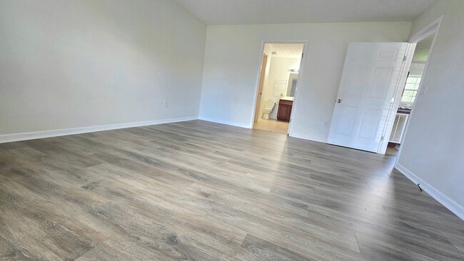 Building Photo - 1863 Country Meadows Dr