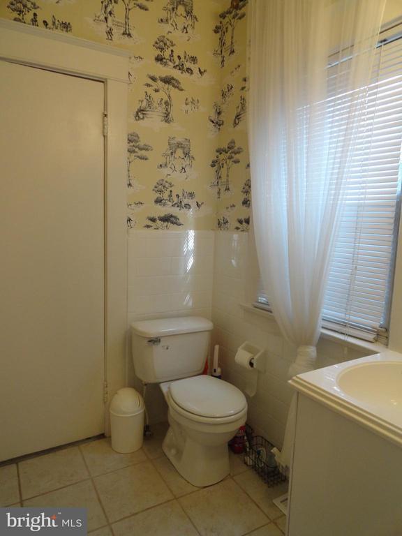 Building Photo - 7051 Eastern Ave NW