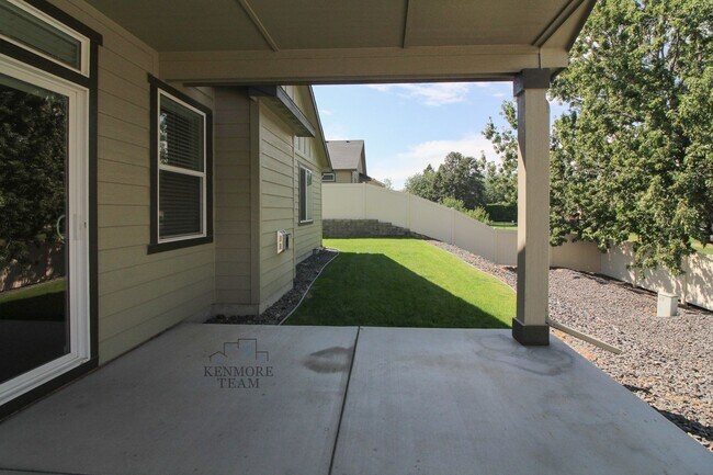 Building Photo - 5038 W 28th Ave