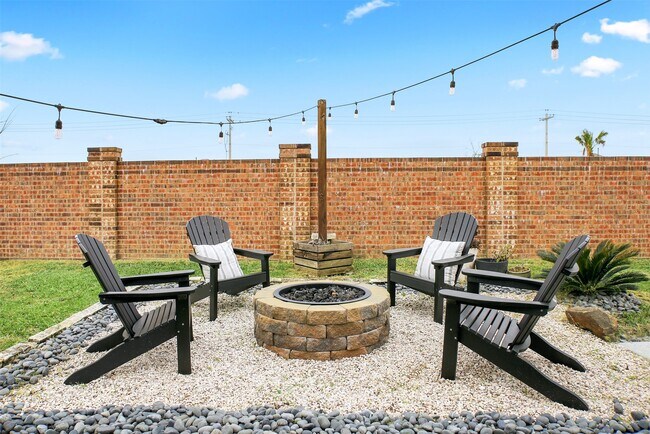 Building Photo - 3037 Broadhaven Dr