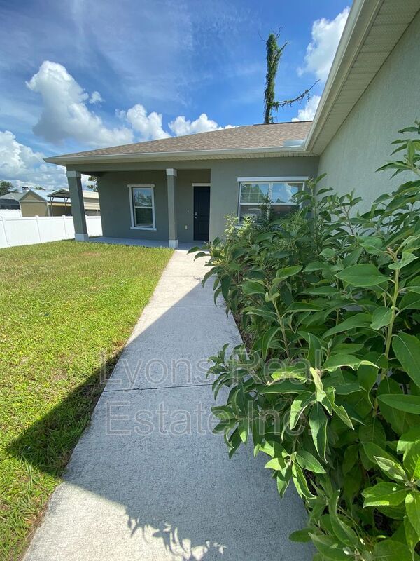 Building Photo - 23204 Frederick Ave