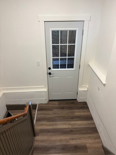 Building Photo - 1216 Hamilton St