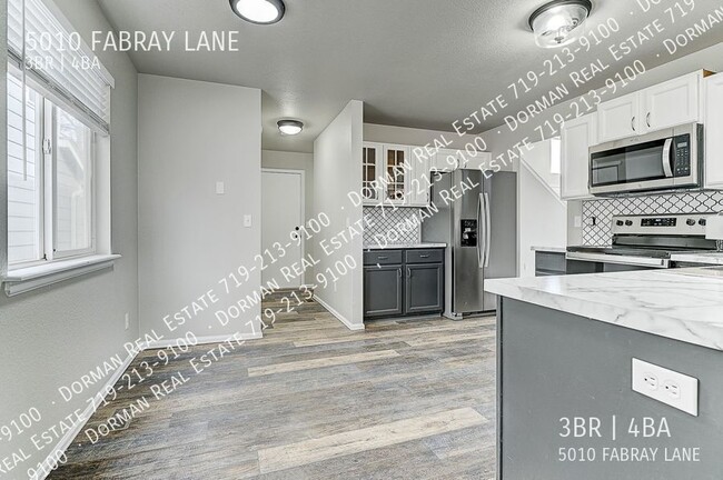 Building Photo - 5010 Fabray Ln