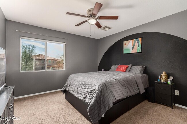 Building Photo - 12106 N 128th Ave