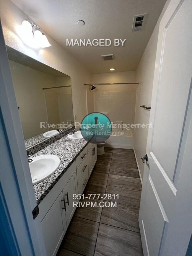 Building Photo - 8284 Camino Alto Dr