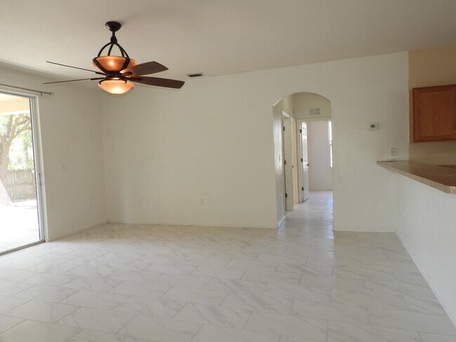 Building Photo - 3298 Slama Ave