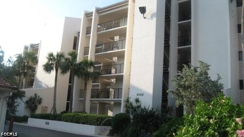Building Photo - 4160 Steamboat Bend E