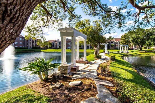 Building Photo - 4401 Thornbriar Ln