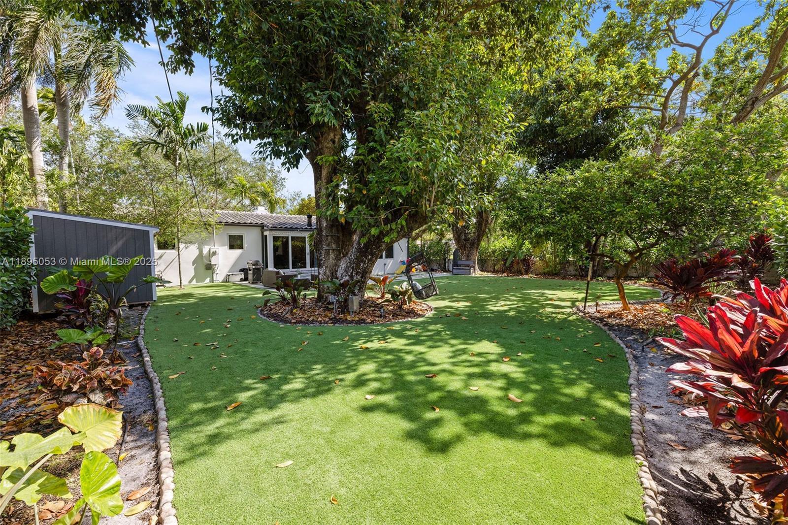 Building Photo - 90 NE 106th St