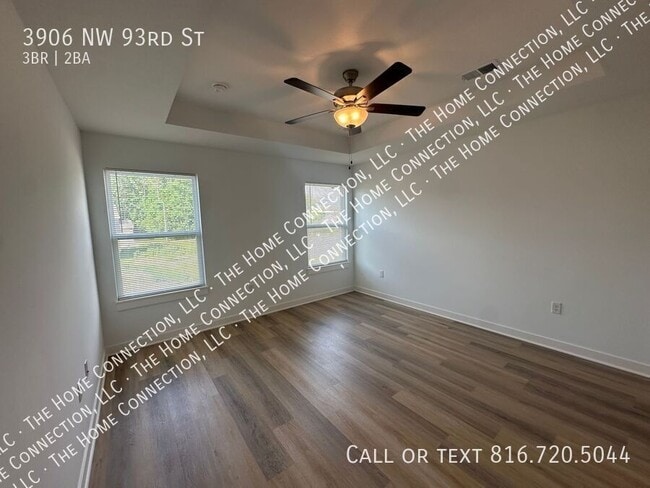 Building Photo - 3906 NW 93rd St