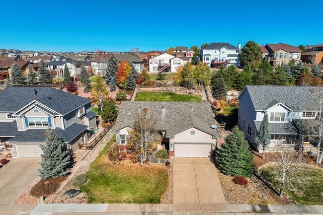 Building Photo - D20 5bdrm Home on Quiet Street in North Co...