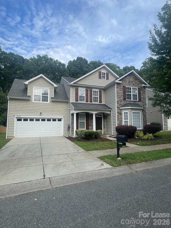 Building Photo - 13606 Delstone Dr