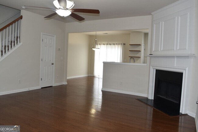 Building Photo - 1033 Annazanes Ct