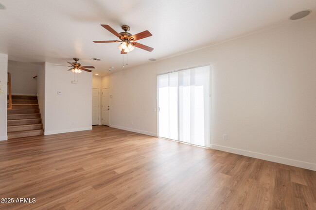 Building Photo - 26638 N Babbling Brook Dr