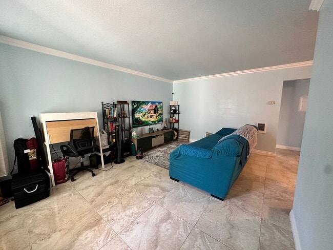 Building Photo - Prime Location! Pet-Friendly 1-Bedroom Condo Near Beach & Naval Bases