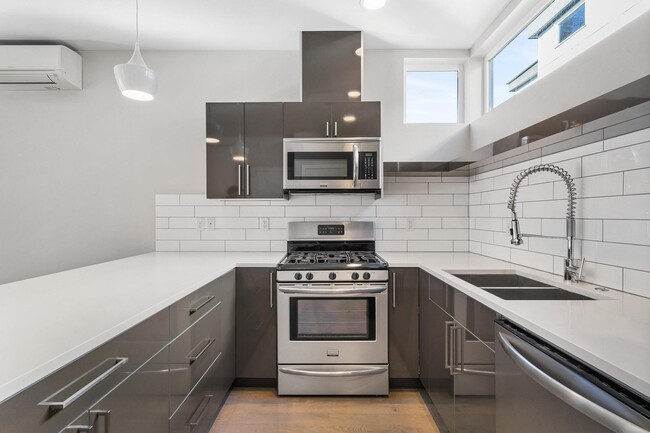 Building Photo - 1517 NW 64th St