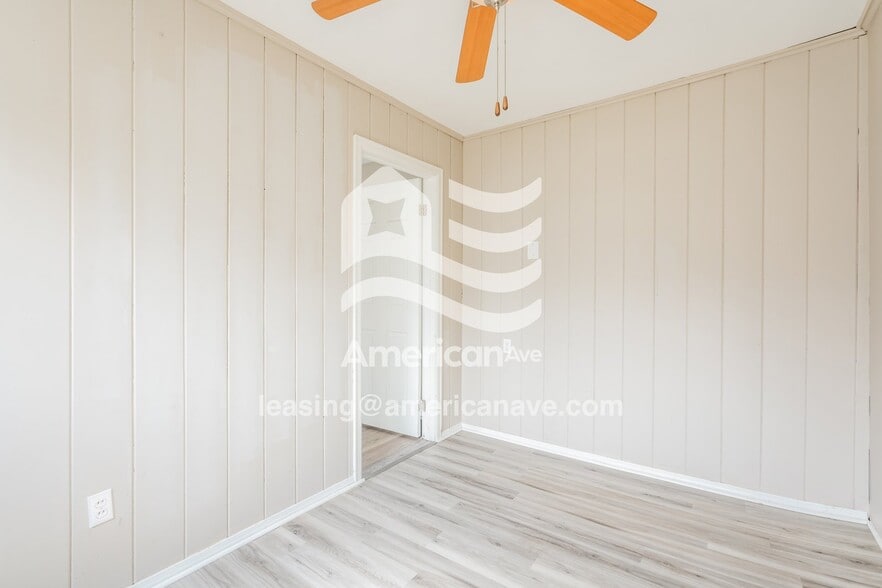 Building Photo - 2109 Oliver St