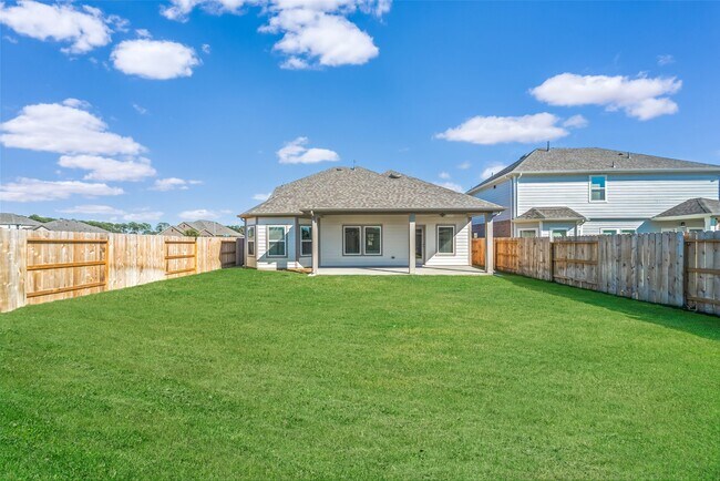 Building Photo - 21315 Mountain Haya Trl