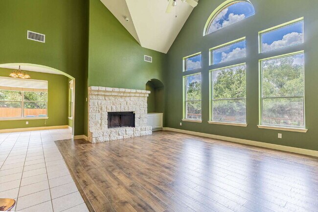 Building Photo - 1806 Three Forks