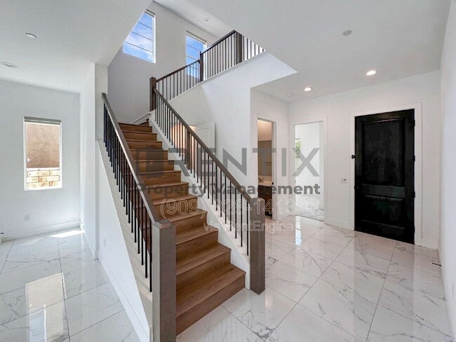 Building Photo - 19206 Blackthorn Dr