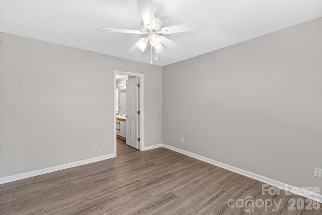 Building Photo - 123 Meadow Lilly Ct