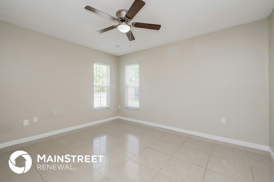 Building Photo - 9126 Lometa Ln