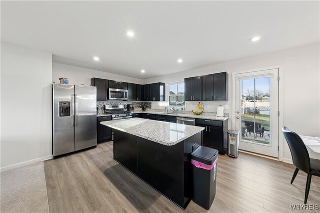 Building Photo - 32 Florence Ln