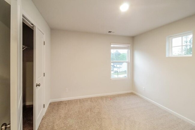 Building Photo - 177 Summerwood Ln