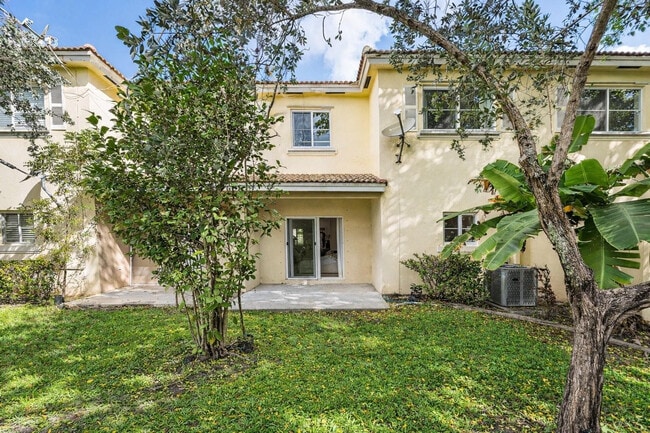 Building Photo - 11338 NW 33rd St