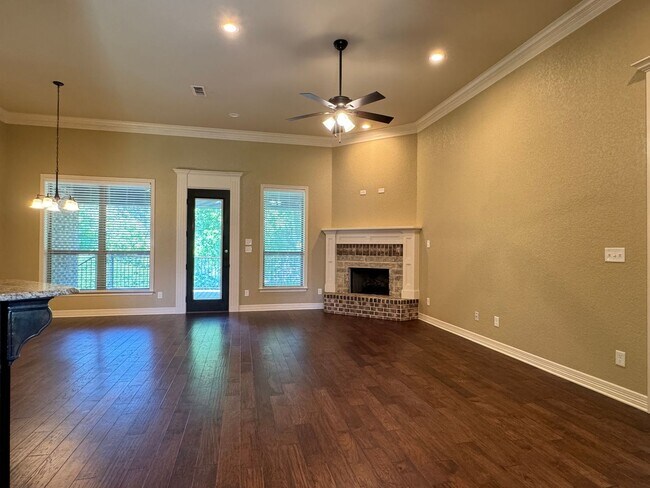 Building Photo - 11248 Fox Trail