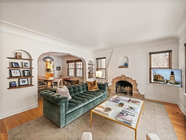 Building Photo - 4325 Chowen Ave S