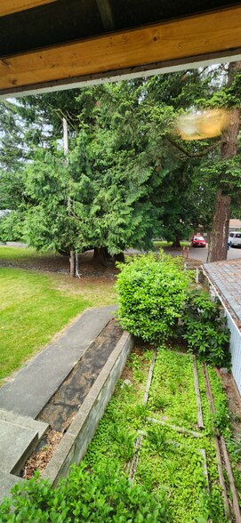 Building Photo - 24302 Kent Easthill