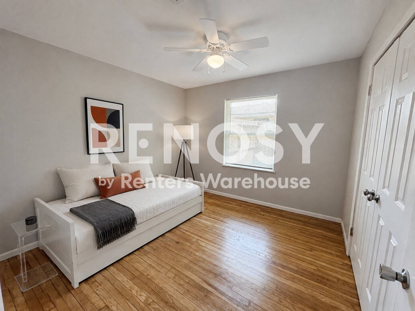 Building Photo - 6010 Ridgeway Dr