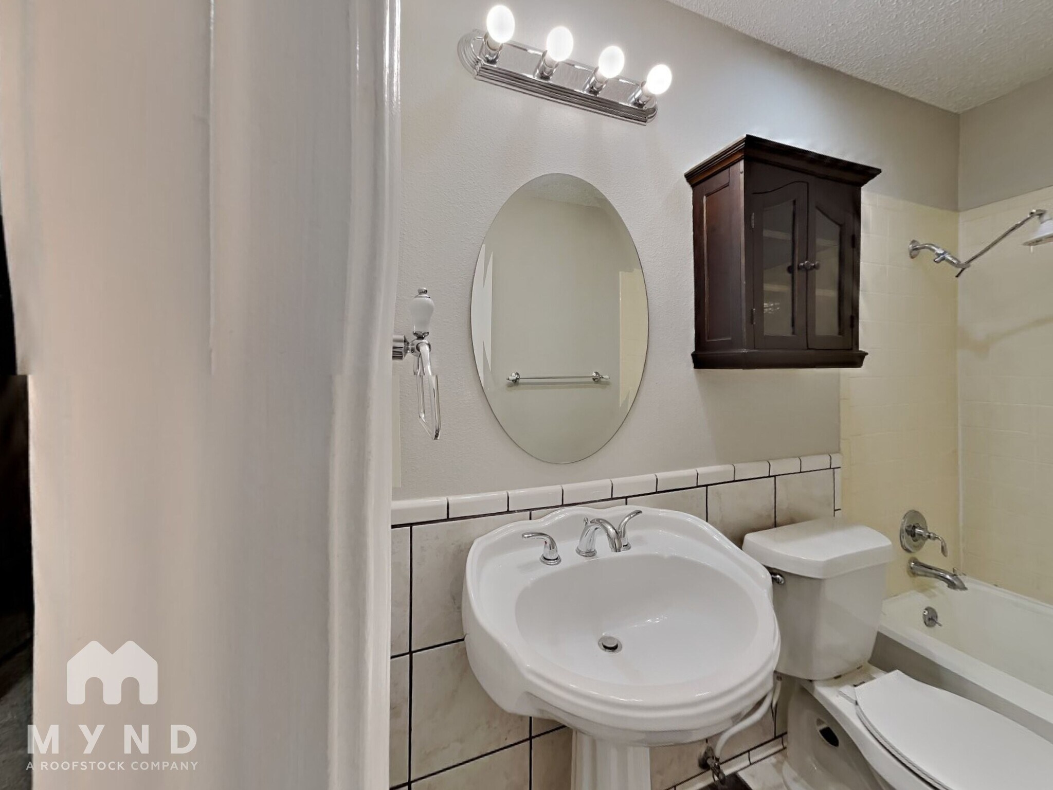 Building Photo - 9150 Park Trail