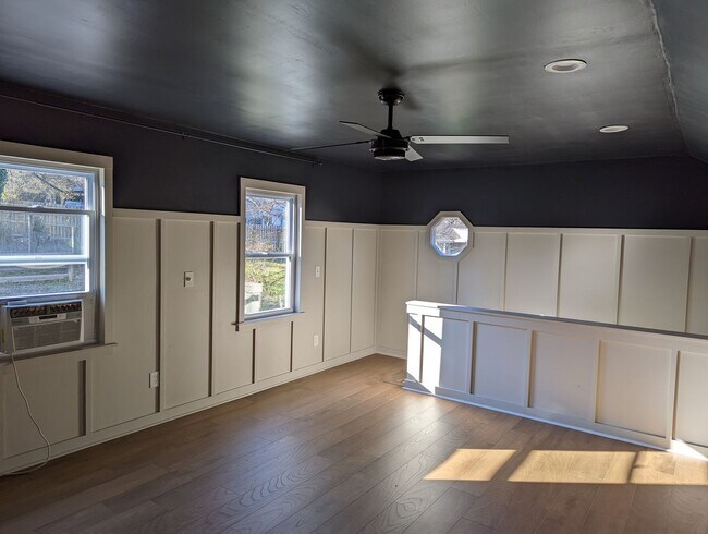 Building Photo - 172 Lynda Cir