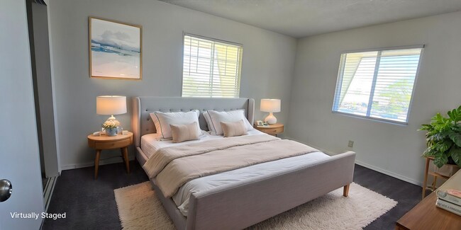 Building Photo - Top-floor 2-bedroom, 1-bath condo in Thornton with lots of natural light.