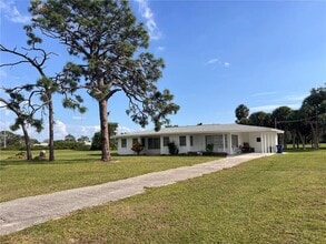 Building Photo - 641 E Dearborn St