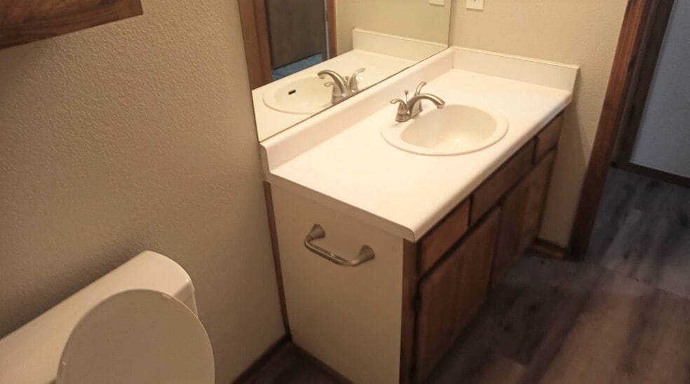 Building Photo - 11713 N 112th E Ave