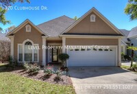Building Photo - 320 Clubhouse Dr