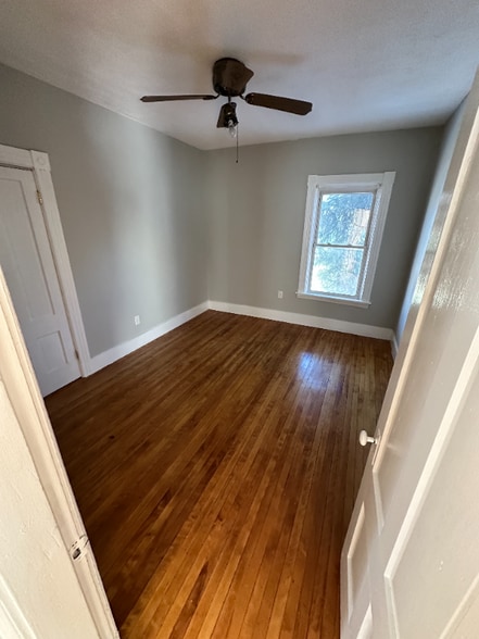 Building Photo - 62 Lakewood St