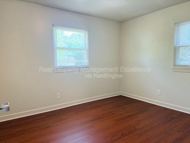Building Photo - 419 Walton St