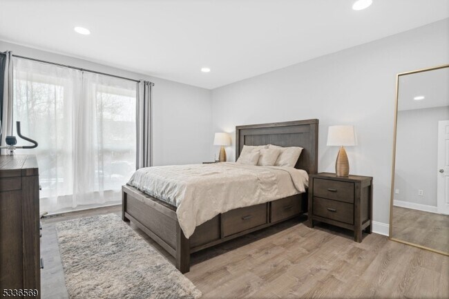 Building Photo - 3001 Revere Ct