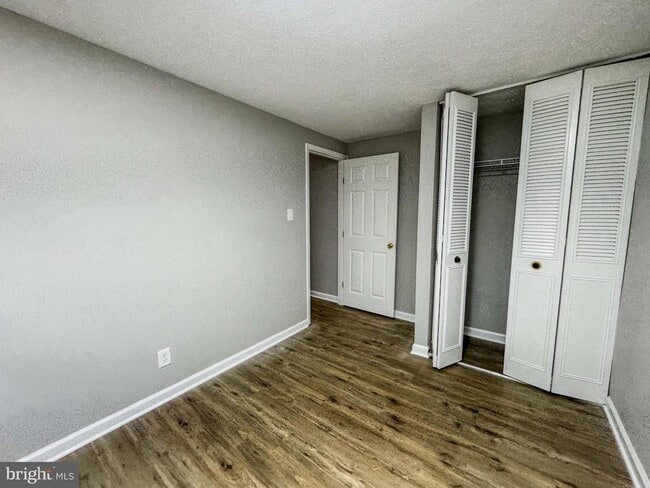 Building Photo - 117 Villa Knoll Ct