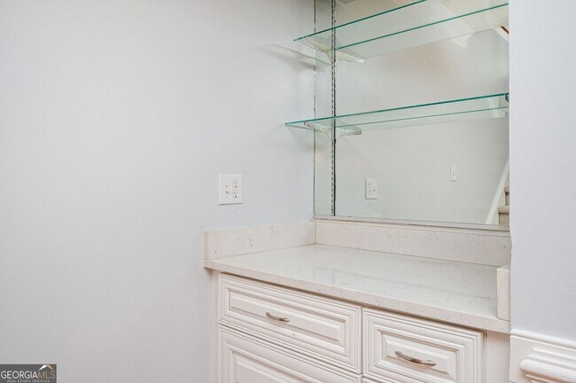 Building Photo - 983 Bridgegate Dr NE