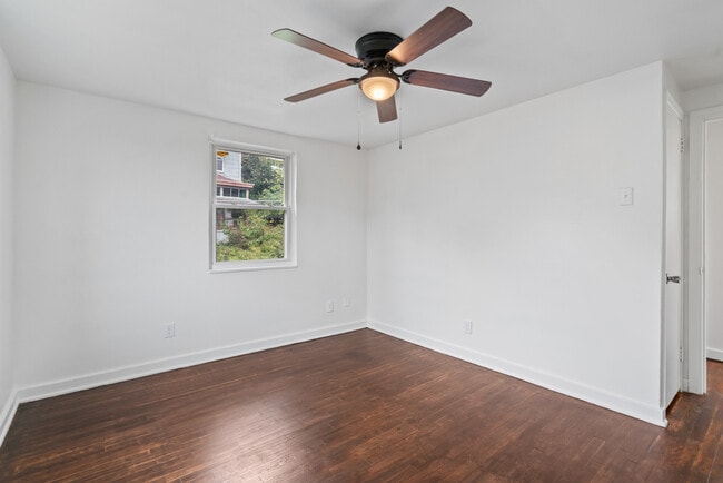 Building Photo - 5034 Ampere St